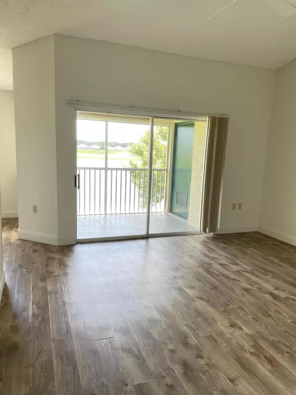 West Palm Beach, FL 33409,13212 Glenmoor Dr DR