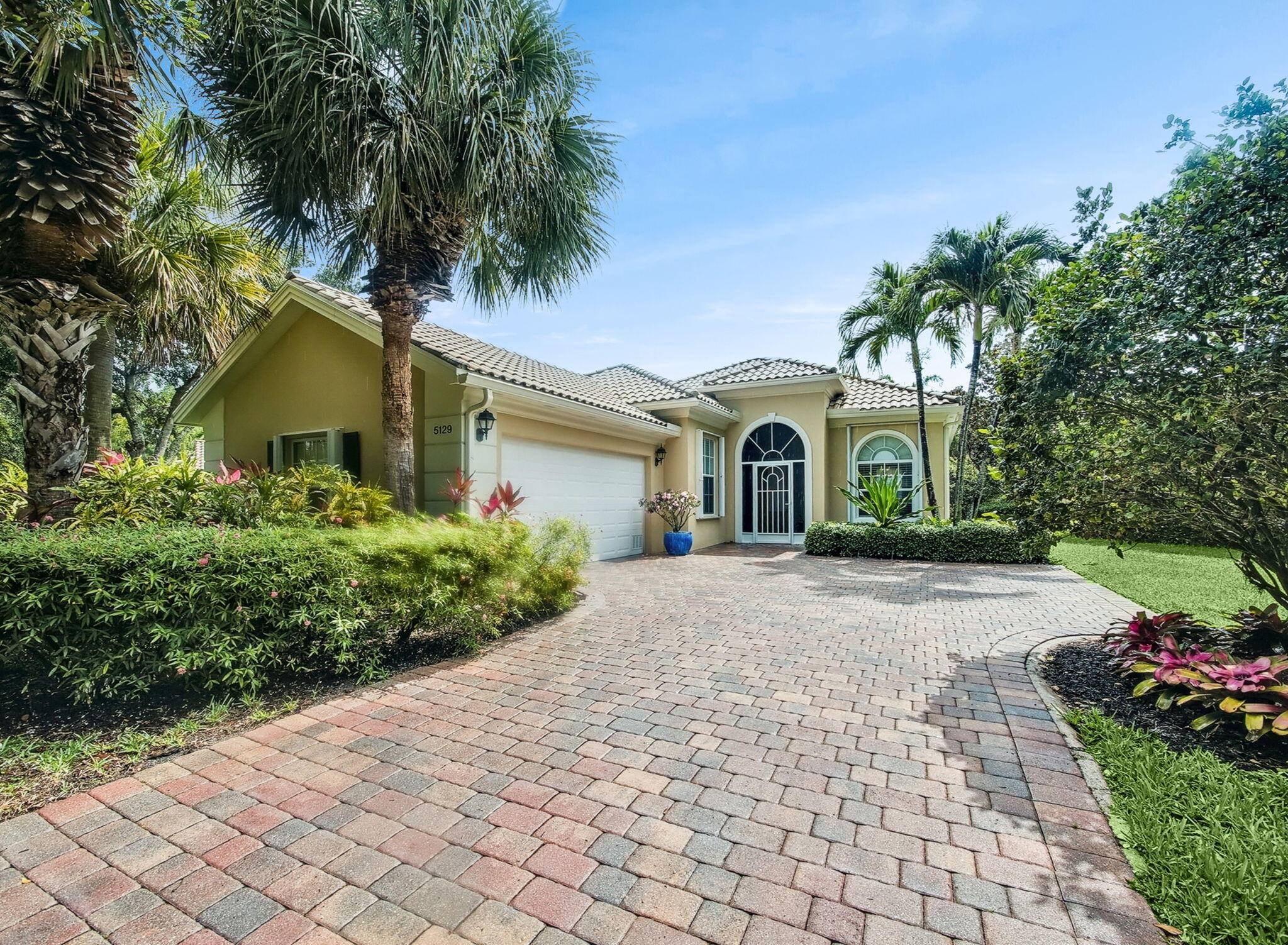 Palm Beach Gardens, FL 33418,5129 Magnolia Bay CIR