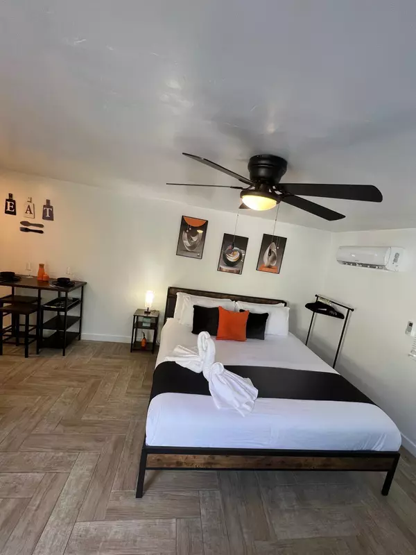 Fort Lauderdale, FL 33304,1211 NE 15th AVE 3