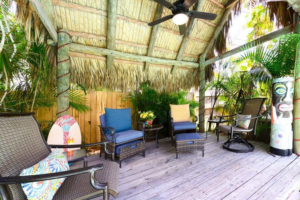 Stuart, FL 34997,3725 SE Middle ST