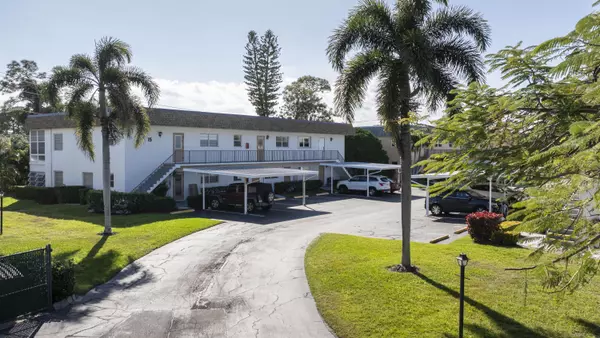 Stuart, FL 34996,2950 SE Ocean BLVD 152