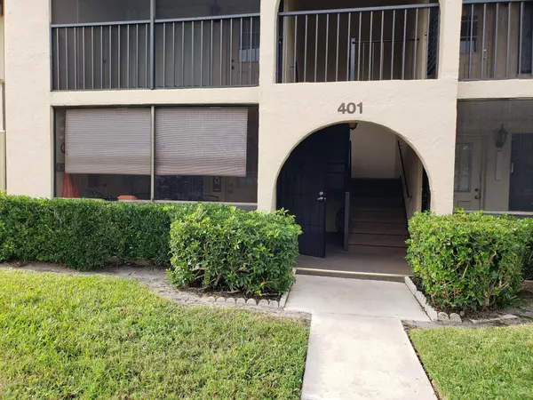 Greenacres, FL 33463,401 Pine Glen LN A-1