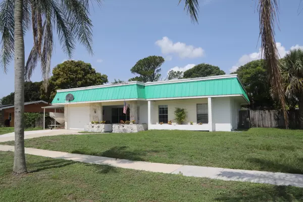 Port Saint Lucie, FL 34983,864 SE Tierra CT