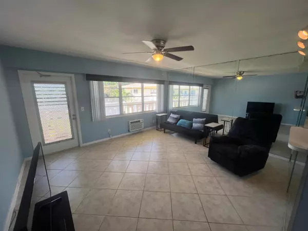 Boca Raton, FL 33434,161 Dorset D