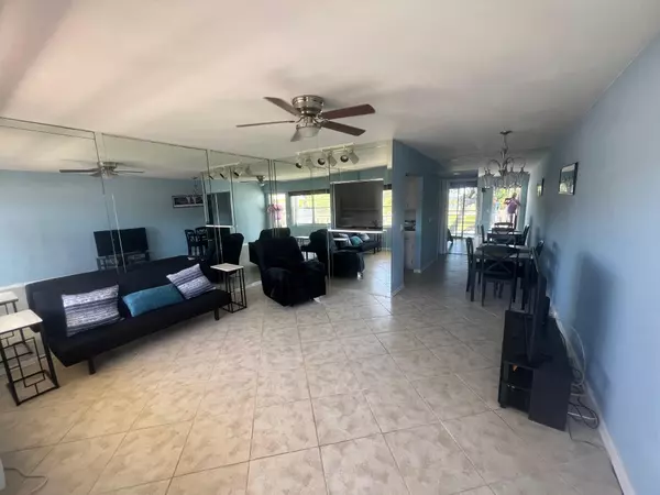 Boca Raton, FL 33434,161 Dorset D