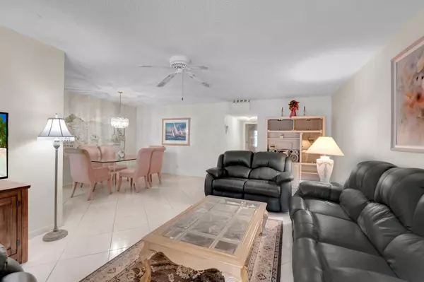 Delray Beach, FL 33445,1250 W Club DR C