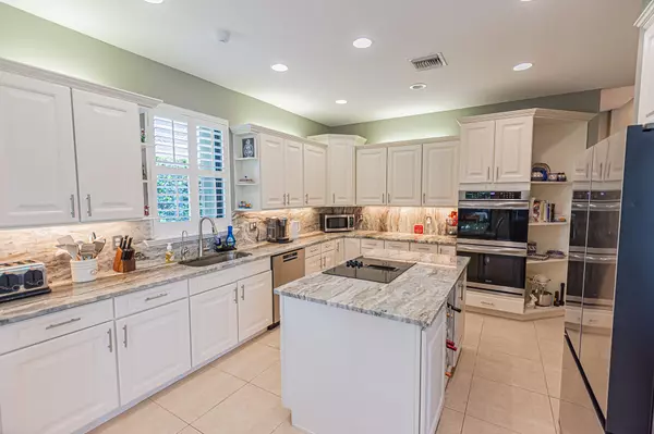 Port Saint Lucie, FL 34986,8060 Kiawah TRCE