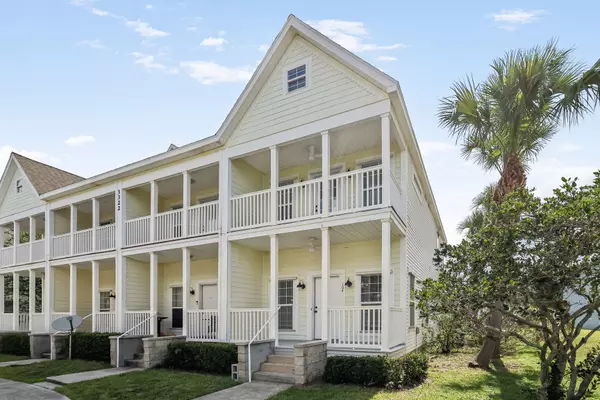 Fort Pierce, FL 34982,3322 Monterey Square LN 104