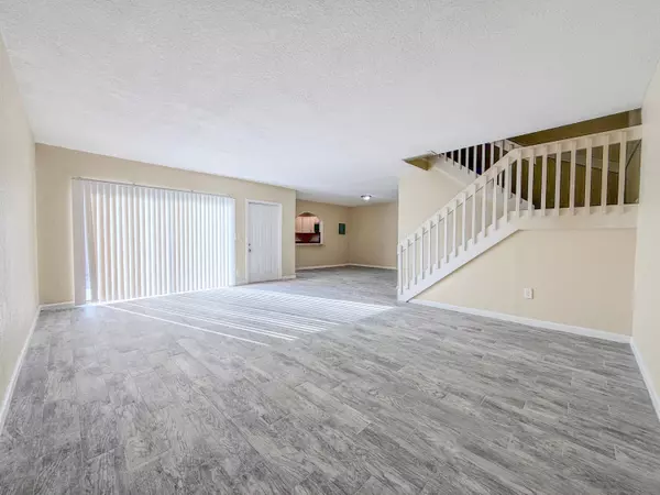 West Palm Beach, FL 33401,1873 N Congress AVE