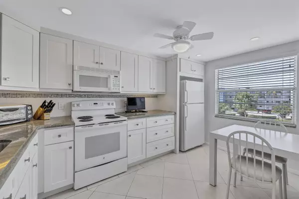 Boca Raton, FL 33434,3001 Lincoln A 3001