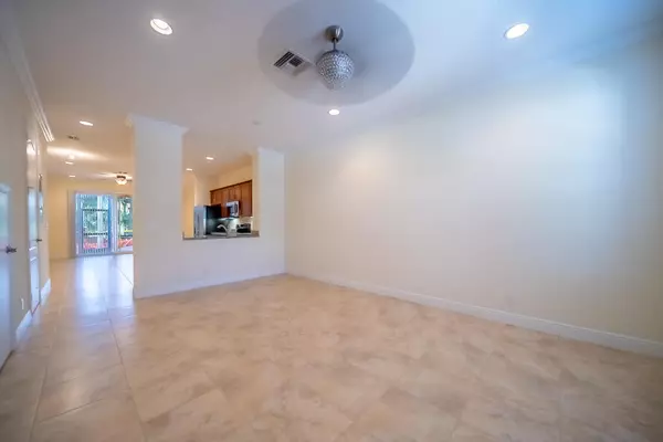 West Palm Beach, FL 33411,8328 Cocoplum Sound LN