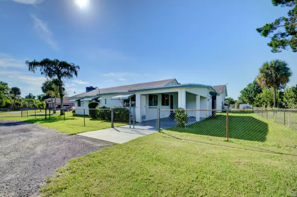 West Palm Beach, FL 33413,6698 Belvedere RD