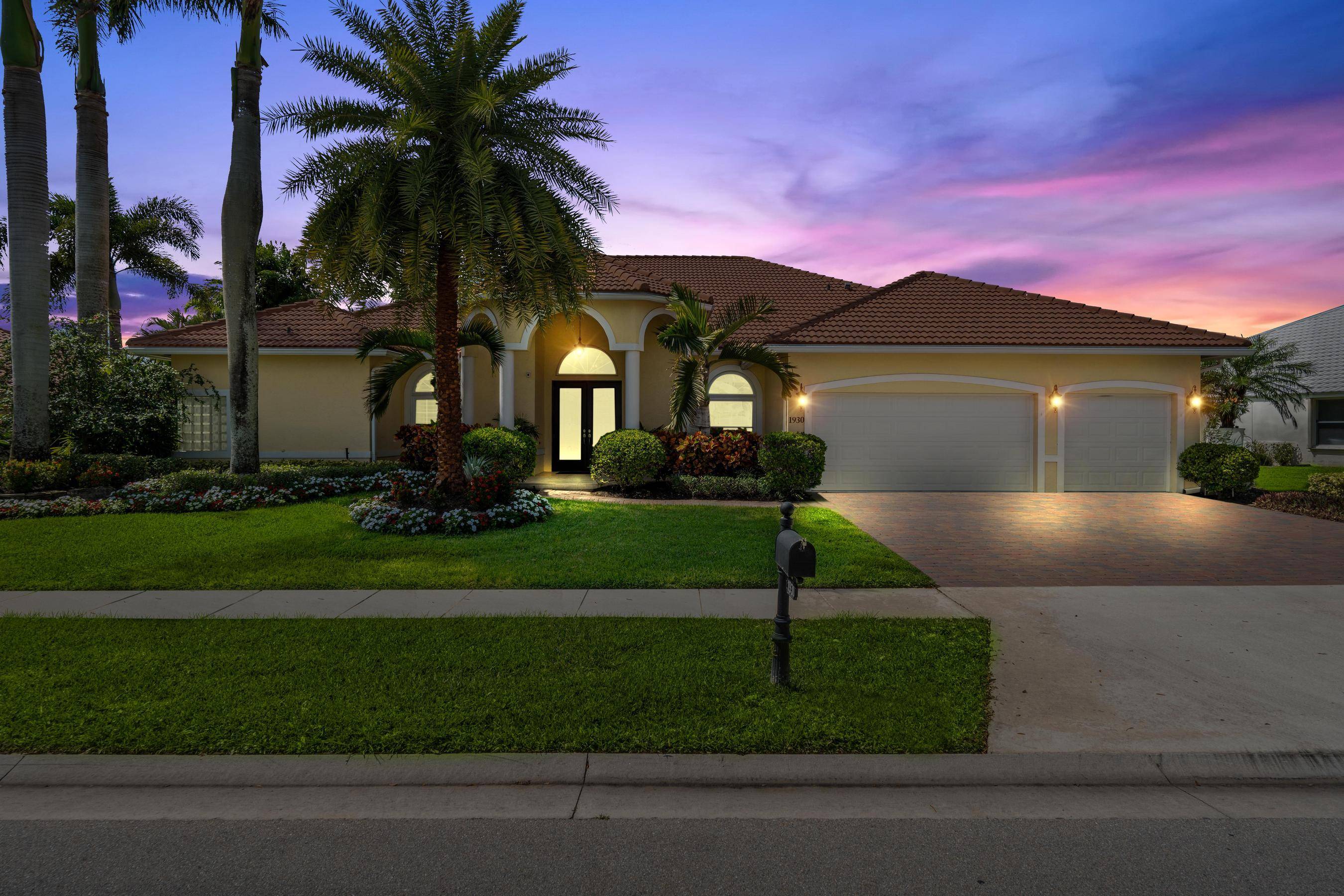 1930 S Club DR, Wellington, FL 33414