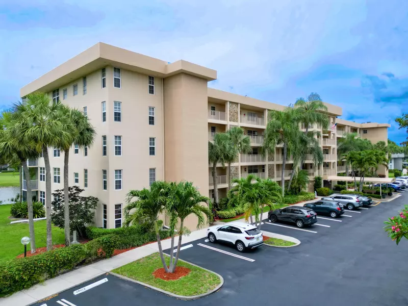 4030 W Palm Aire DR 506, Pompano Beach, FL 33069