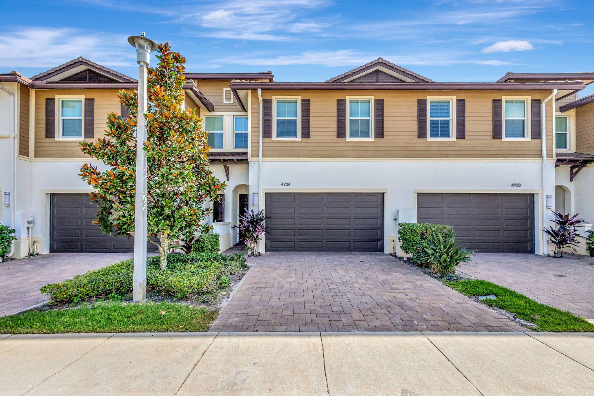 4924 Pointe Midtown WAY 21, Palm Beach Gardens, FL 33418
