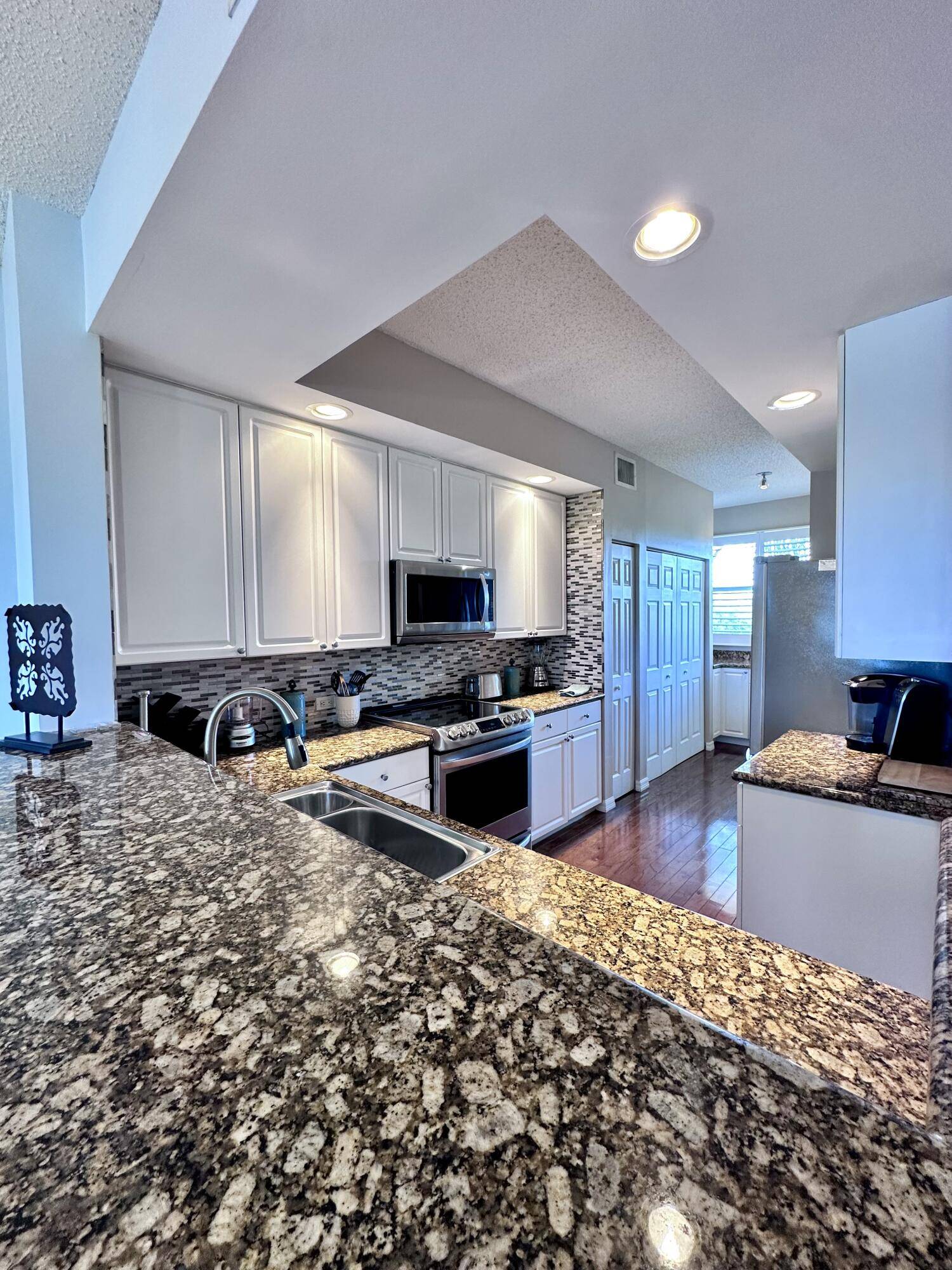 Boca Raton, FL 33432,26 Royal Palm WAY 402