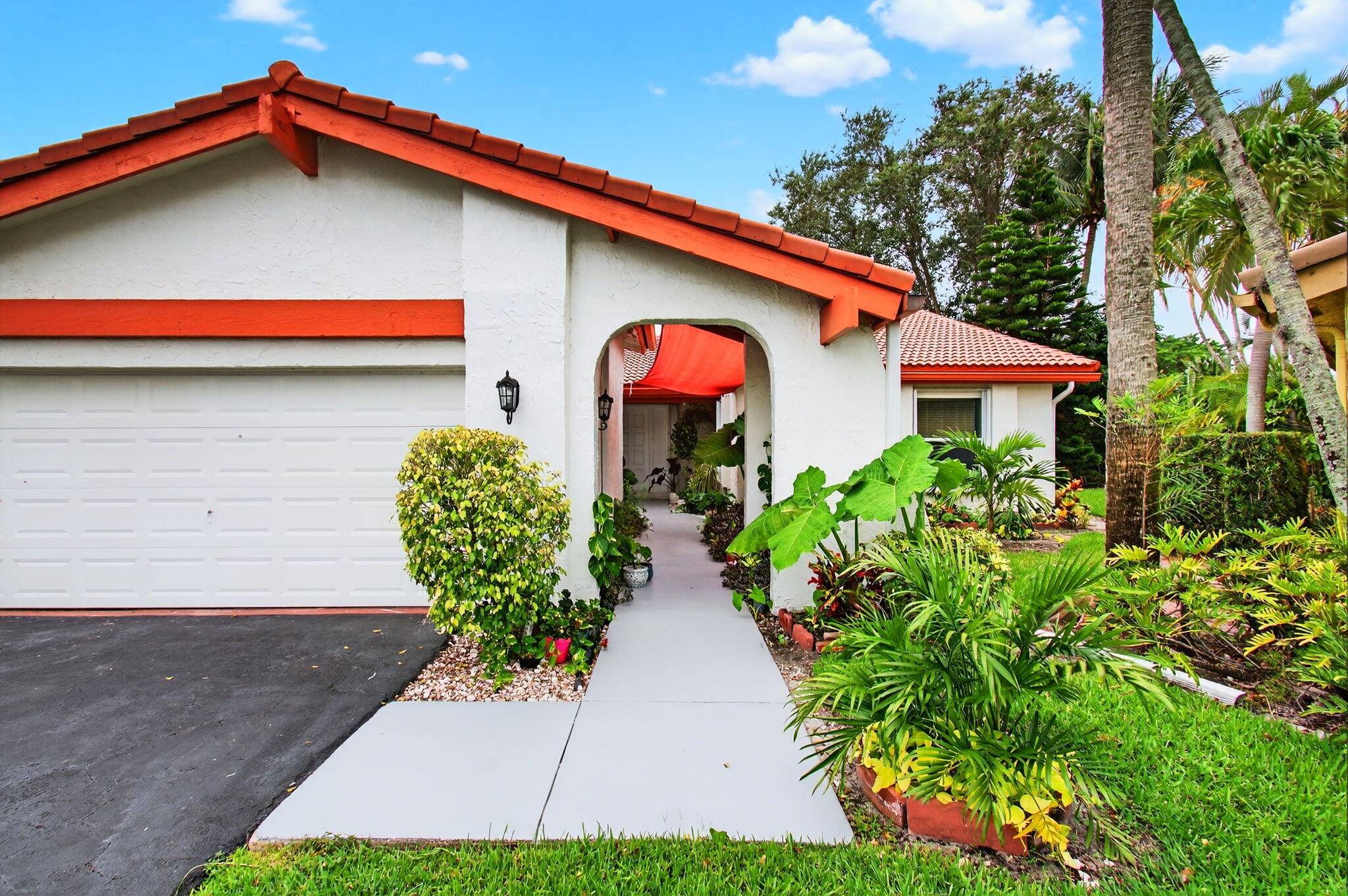 Boynton Beach, FL 33437,5735 Lakeview Mews CIR