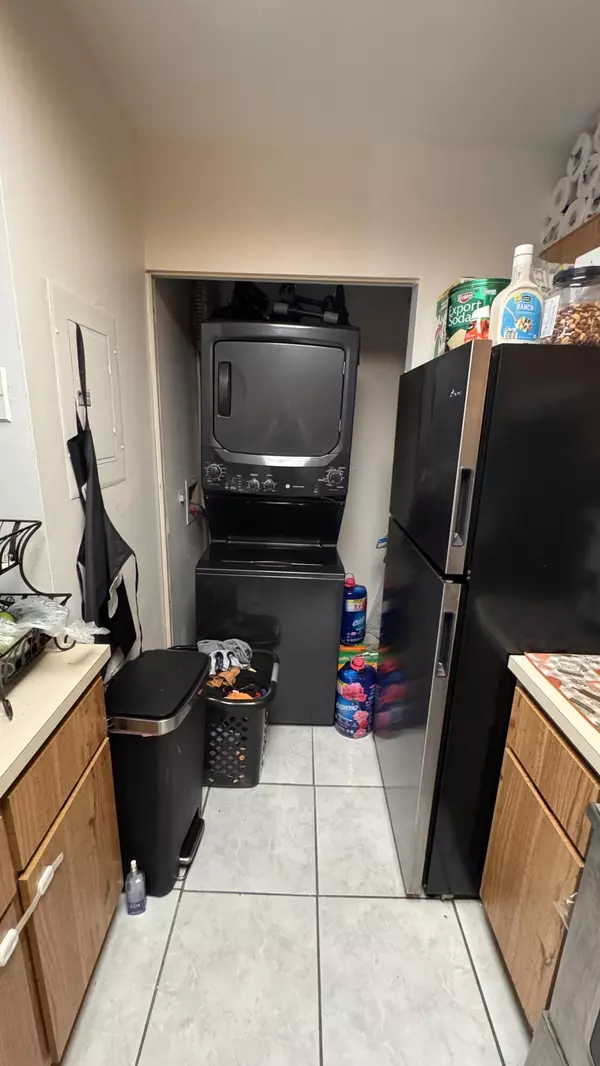 Palm Springs, FL 33461,1301 Waterview CIR