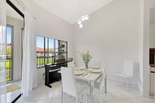 Boynton Beach, FL 33437,5419 Firenze DR K