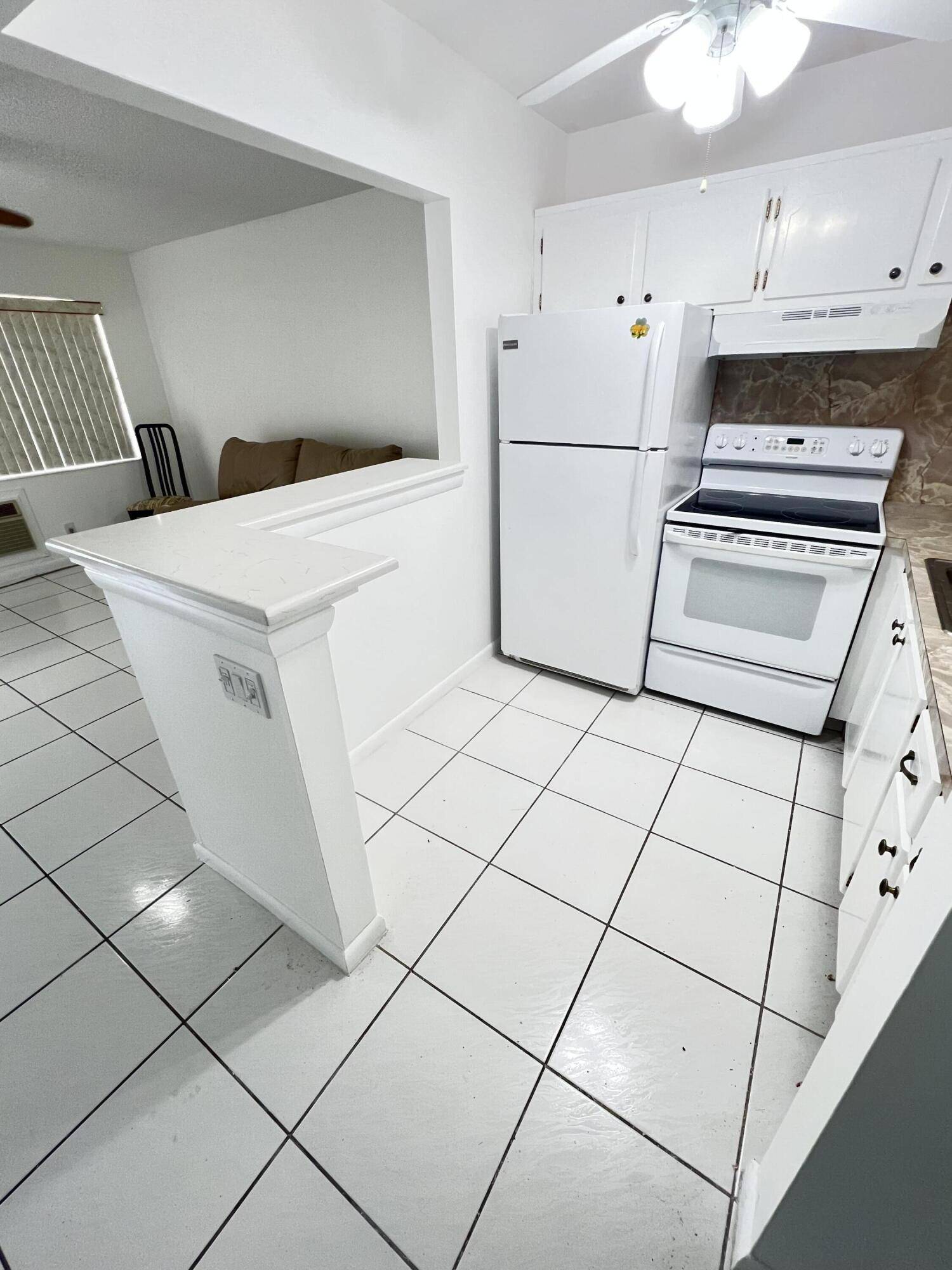 224 Berkshire K, West Palm Beach, FL 33417