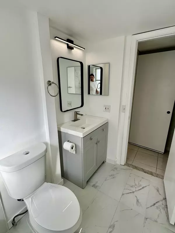 Boca Raton, FL 33428,23099 N Barwood LN 109
