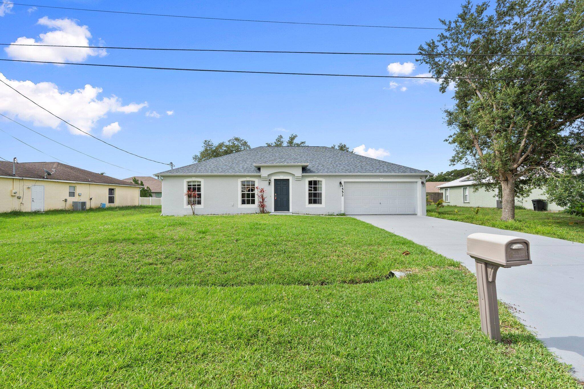 1552 SW Neponset RD, Port Saint Lucie, FL 34953