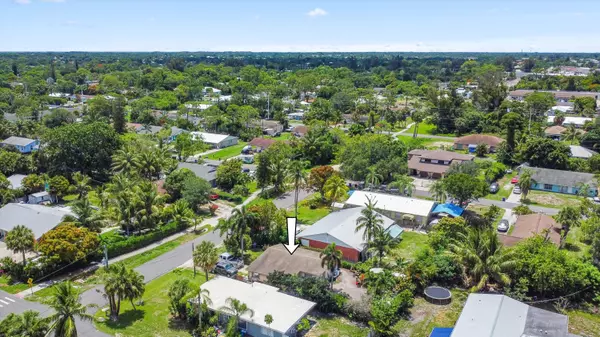 Stuart, FL 34997,3044 SE Camino AVE