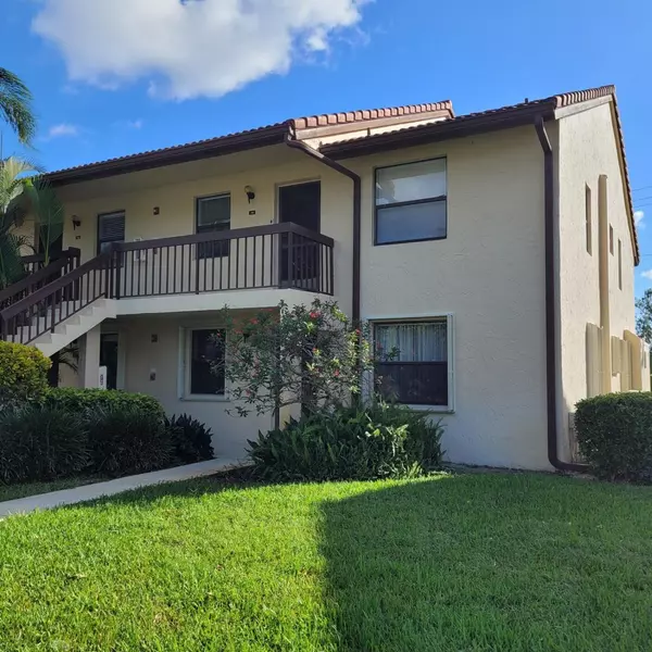 4626 E Lucerne Lakes BLVD 106, Lake Worth, FL 33467