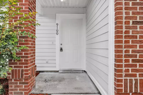 Jacksonville, FL 32221,9100 Castle Rock DR