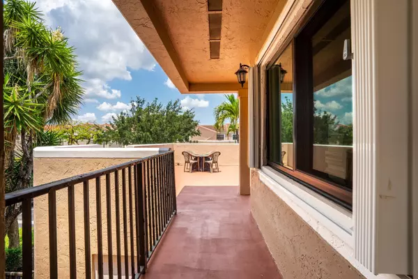 Boca Raton, FL 33433,6614 Villa Sonrisa DR 123