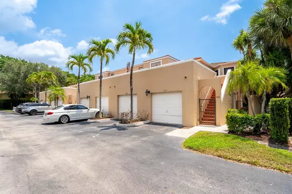 6614 Villa Sonrisa DR 123, Boca Raton, FL 33433