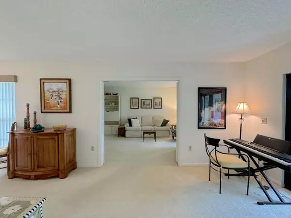Boynton Beach, FL 33436,9 E Stratford DR B