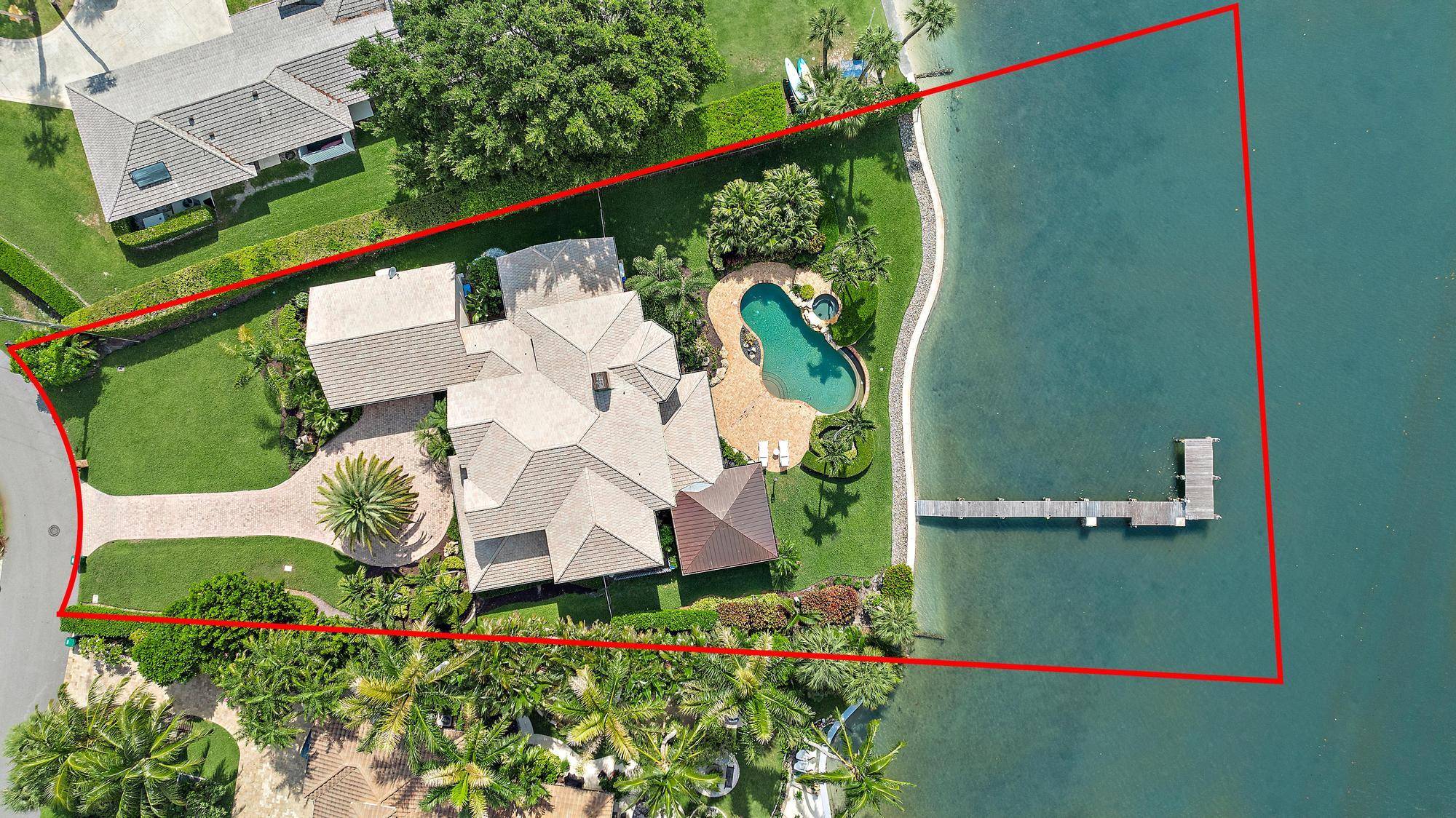 20 Yacht Club PL, Tequesta, FL 33469