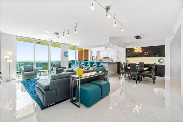 Riviera Beach, FL 33404,2640 Lake Shore DR 2307