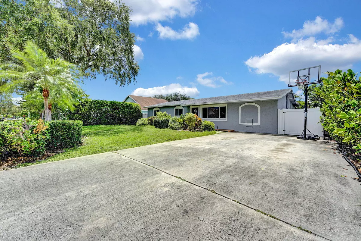 Boca Raton, FL 33486,1260 SW 17th ST