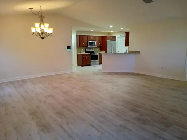 Port Saint Lucie, FL 34952,2 Antigua LN