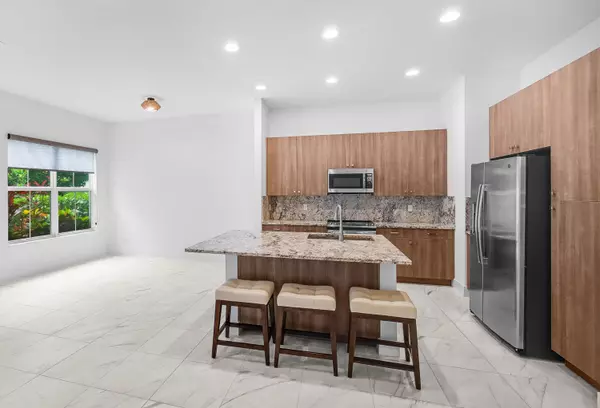 Palm Beach Gardens, FL 33418,4829 Pointe Midtown RD 4829