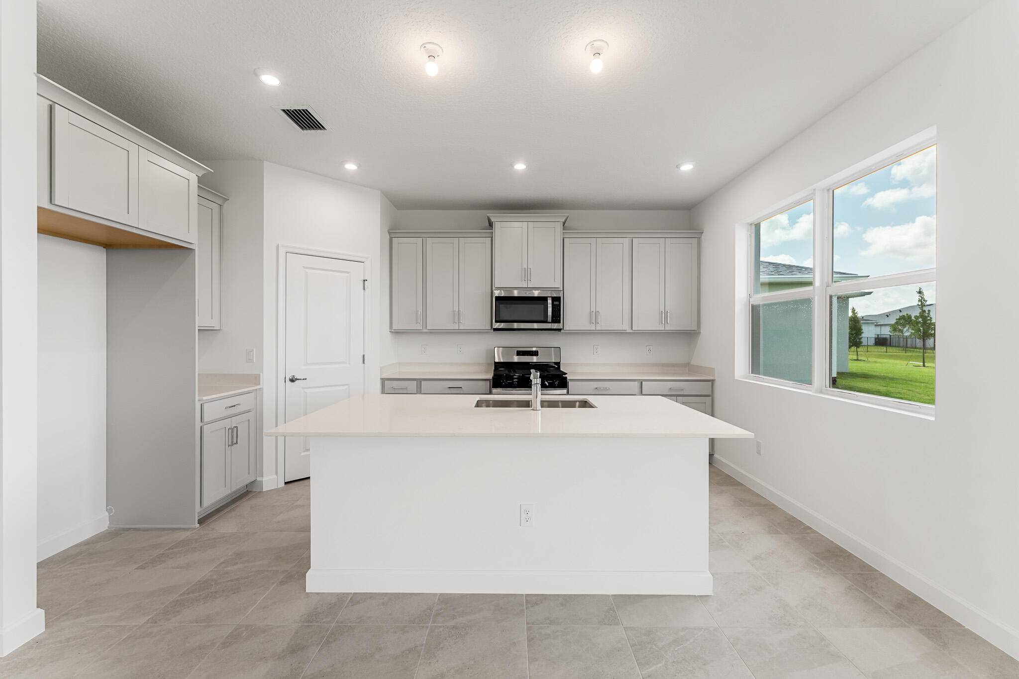Port Saint Lucie, FL 34987,14408 SW Ellison DR