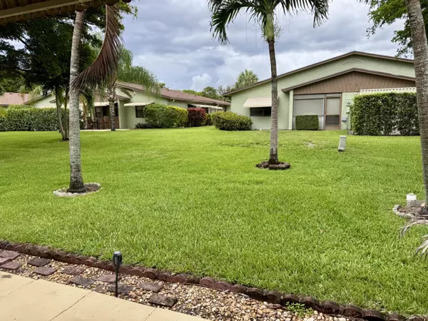 Boynton Beach, FL 33436,1710 Palmland DR