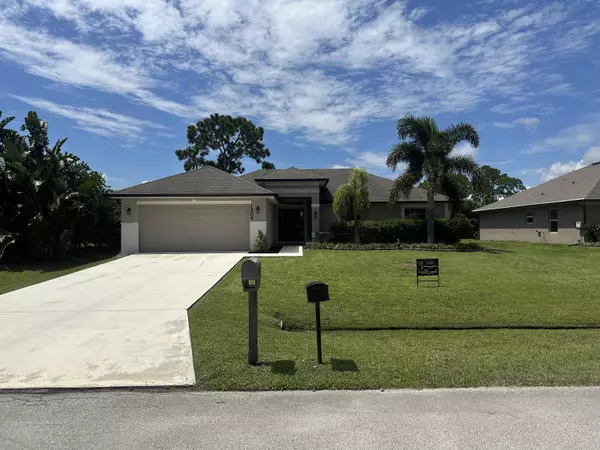 1206 SW SW Bargello AVE, Port Saint Lucie, FL 34953