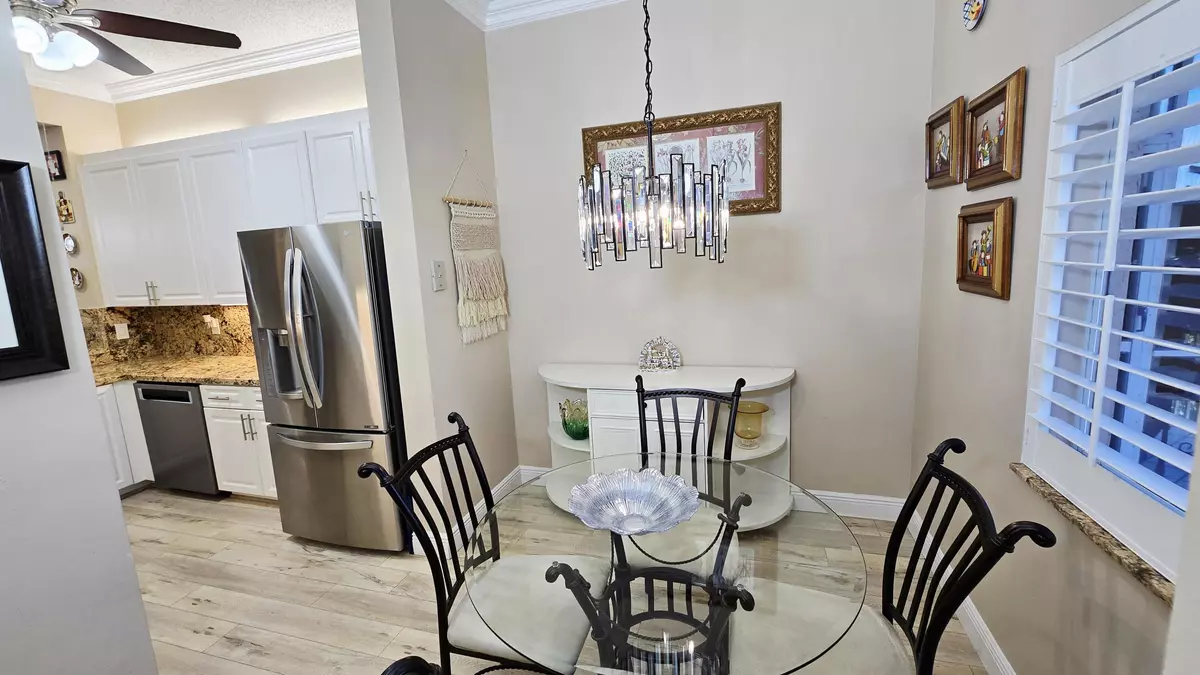 Tamarac, FL 33321,9587 Weldon CIR B414