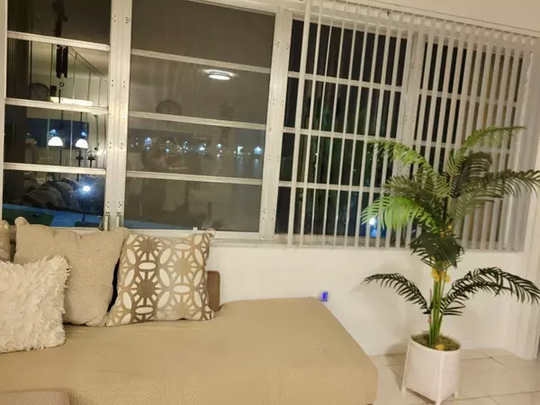 Miami, FL 33179,1551 NE Miami Gardens DR 216