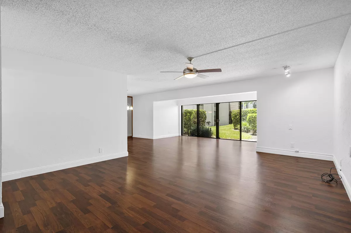 Boca Raton, FL 33433,6612 Spring Bottom Way 186