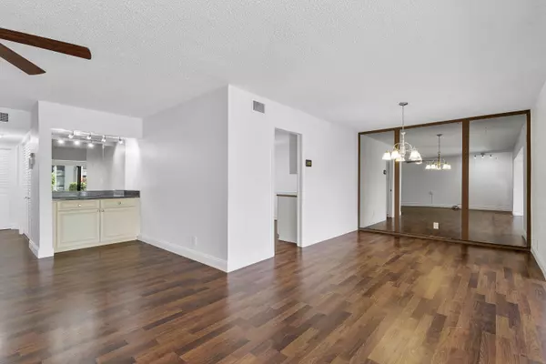 Boca Raton, FL 33433,6612 Spring Bottom Way 186