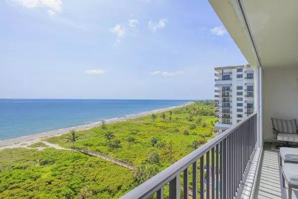 Hutchinson Island, FL 34949,3150 N Highway A1a 1002