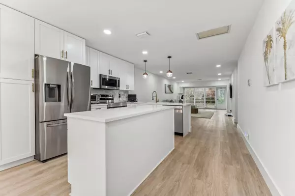 13725 Flora PL D, Delray Beach, FL 33484