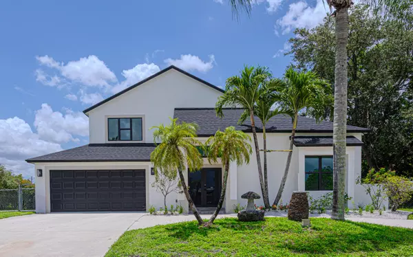 Royal Palm Beach, FL 33411,102 Granada ST