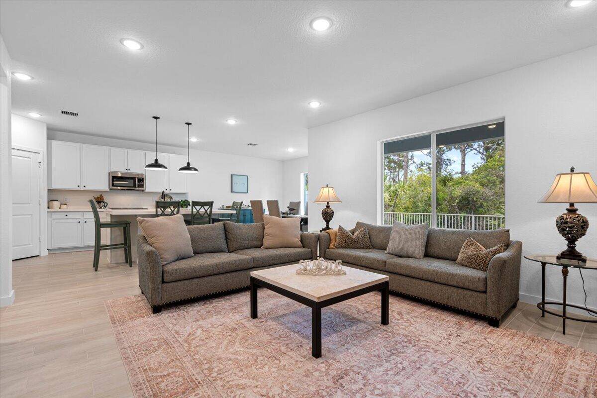 Port Saint Lucie, FL 34983,821 NE Trailside RUN