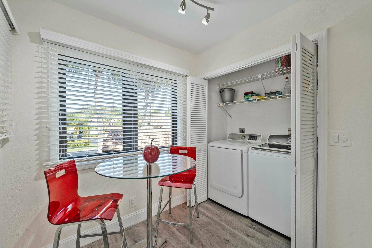 Boca Raton, FL 33433,7894 Granada PL 1004
