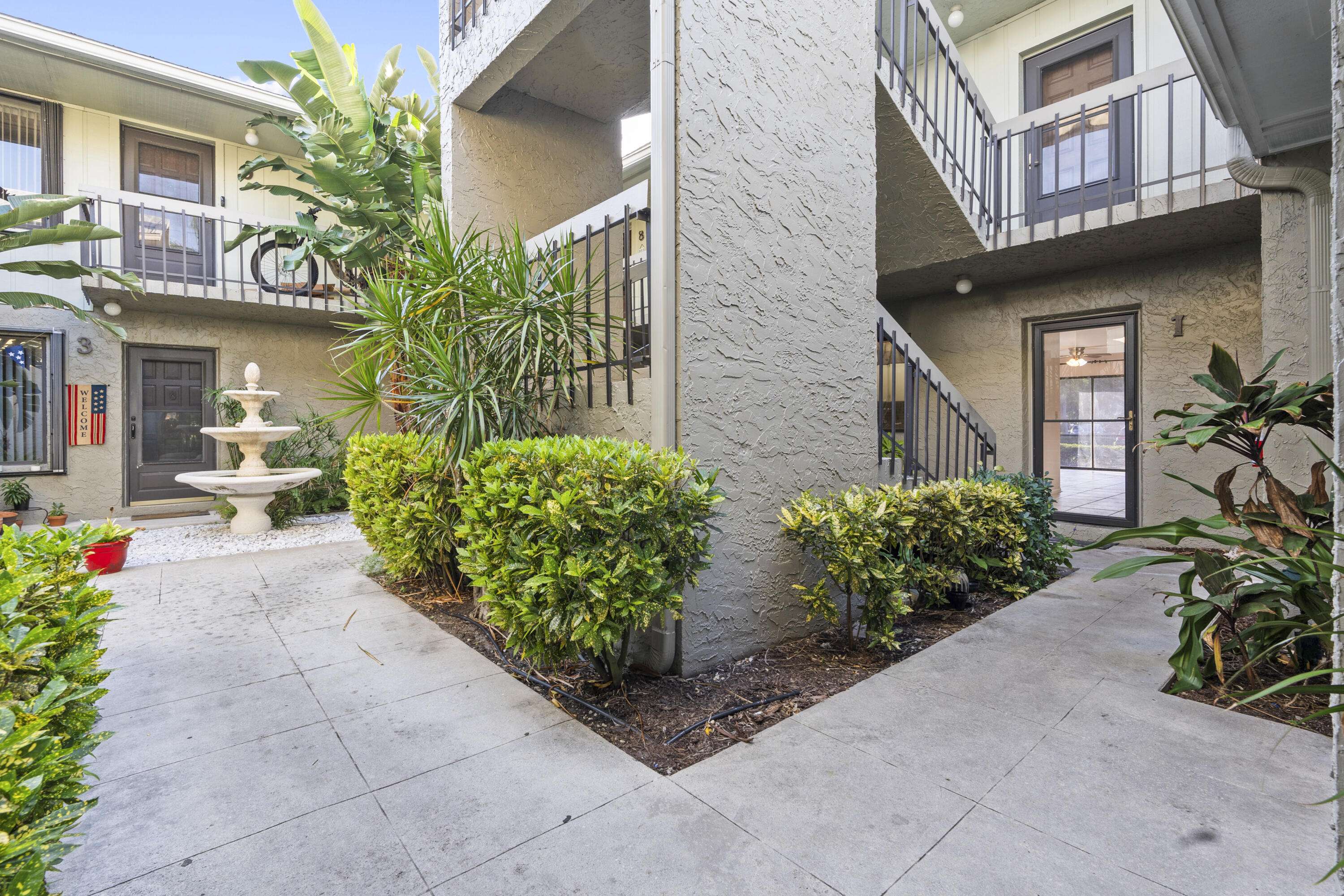 Stuart, FL 34994,800 NW Fork RD 9-1